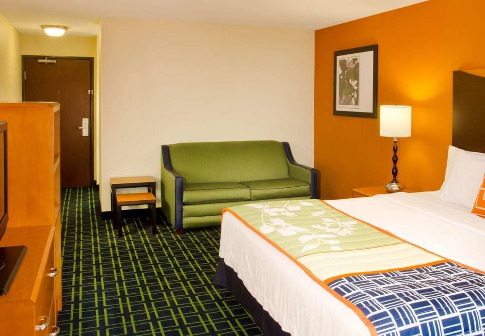 Fairfield Inn Battle Creek Room photo